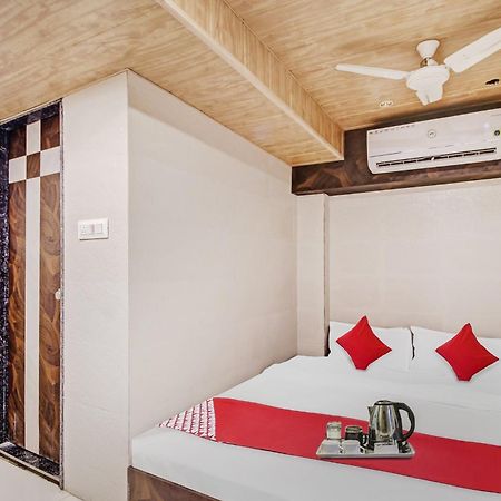 Hotel Ambedkar Kalyān Dış mekan fotoğraf
