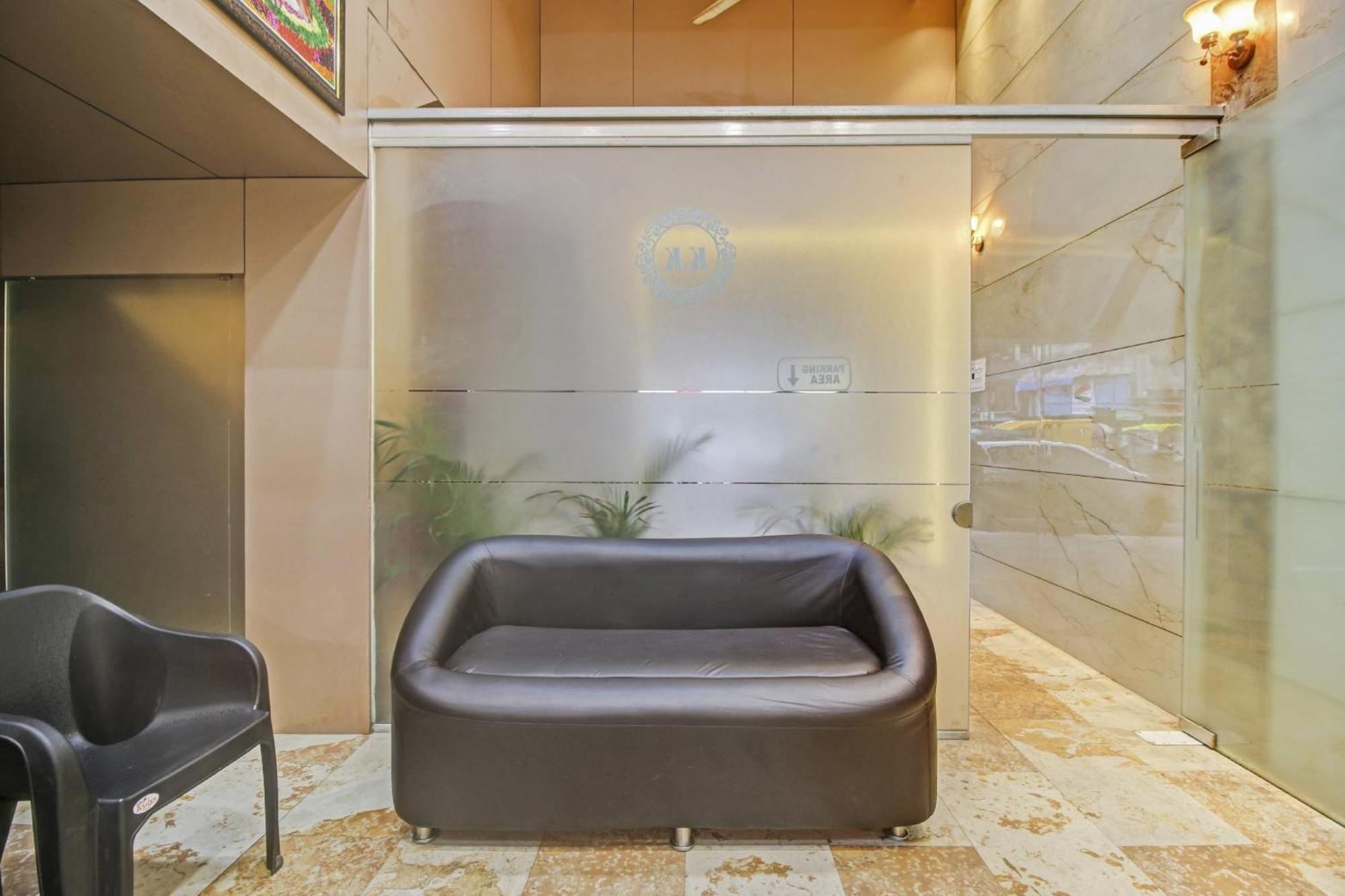 Hotel Ambedkar Kalyān Dış mekan fotoğraf